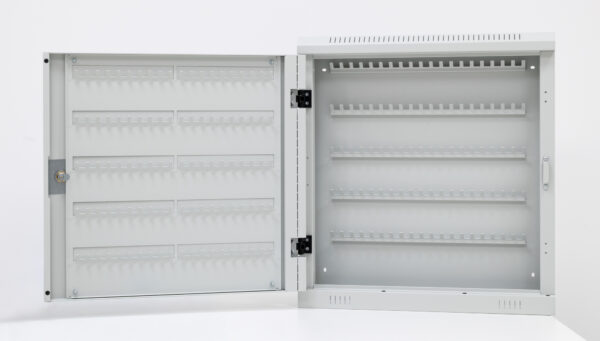 200 hooks - Steel door - Image 5