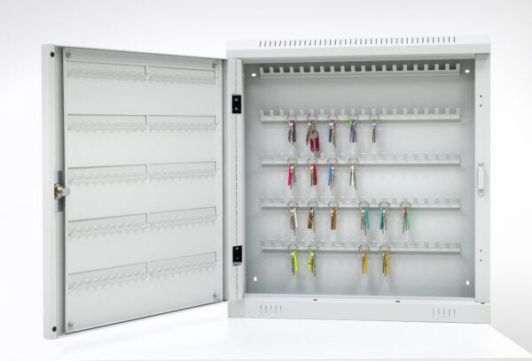200 hooks - Steel door - Image 6