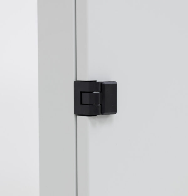320 hooks - Steel door - Image 8